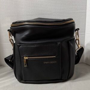 Fawn Design Black Messenger Diaper Bag Backpack Gold Accents Crossybody Strap